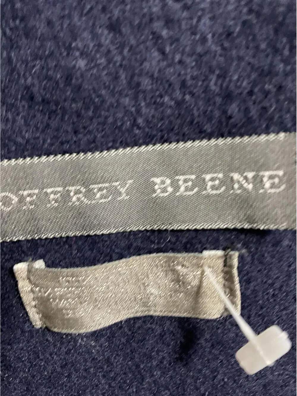 Geoffrey Beene Navy Blue/ Paisley Silk/Wool Reversible Scarf with Fringe
